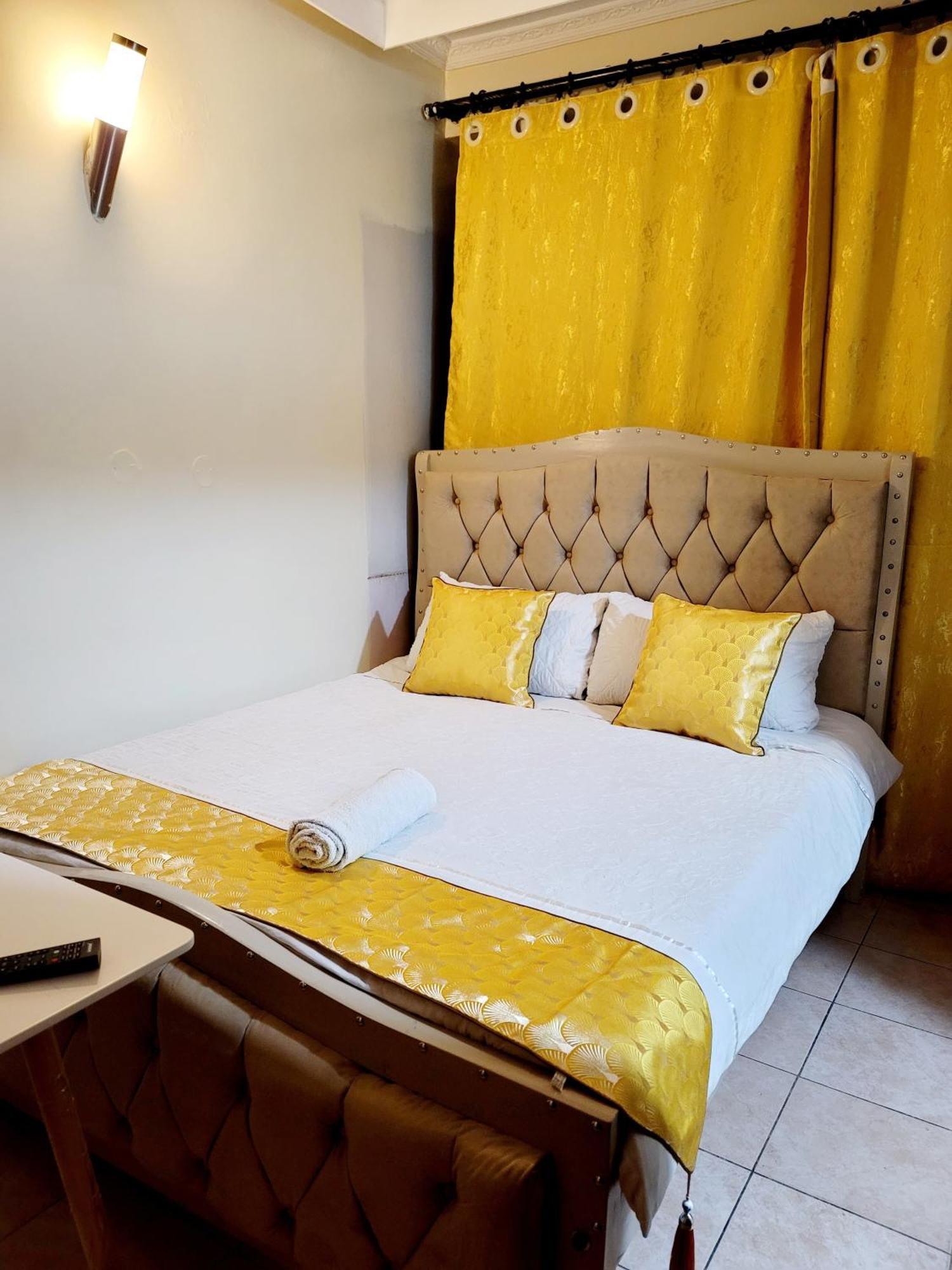 Sunrise Blue Moon B&B Nairobi Zewnętrze zdjęcie