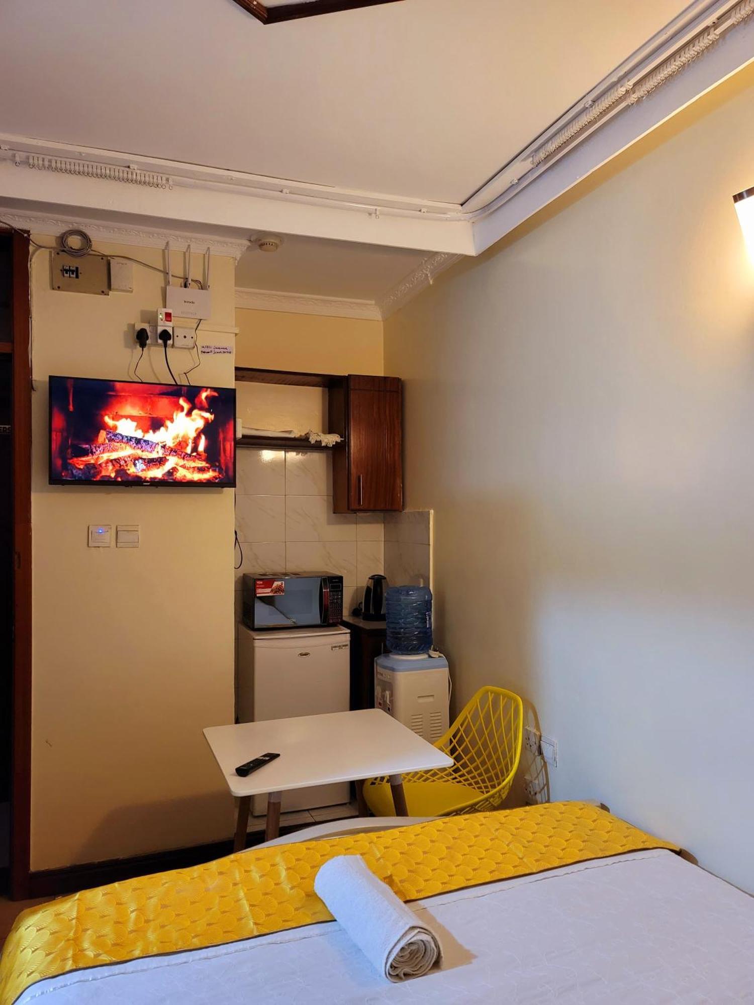 Sunrise Blue Moon B&B Nairobi Zewnętrze zdjęcie